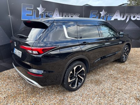 2023 Mitsubishi Outlander - photo 8