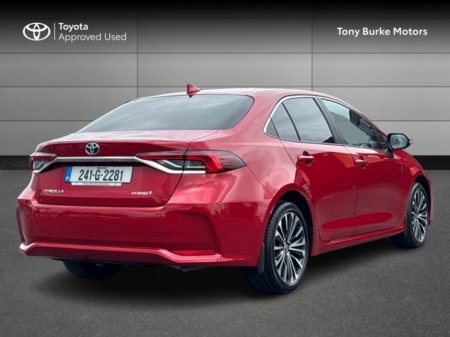 2024 Toyota Corolla - photo 2