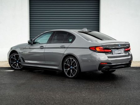 2022 BMW 5-Series - photo 15