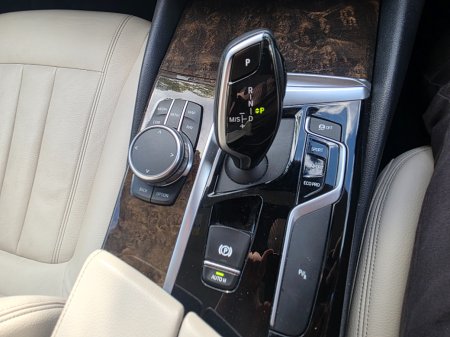 2019 BMW 5-Series - photo 12