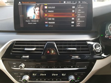 2023 BMW 5-Series - photo 8