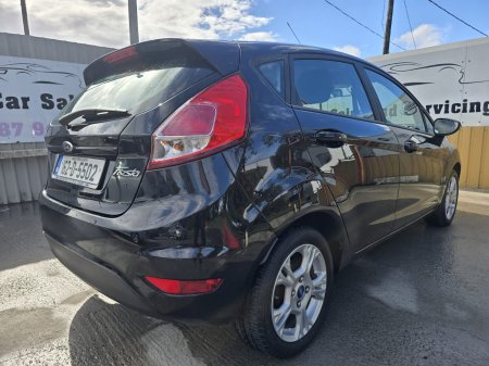 2016 Ford Fiesta - photo 19