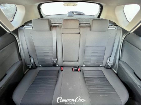 2016 Toyota Auris - photo 18