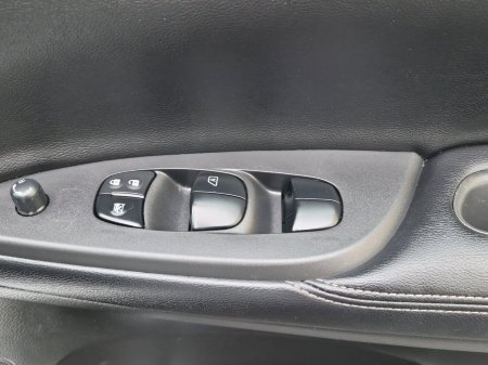 2019 Nissan Pulsar - photo 11