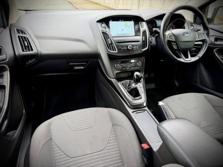 2018 Ford Focus - photo 22