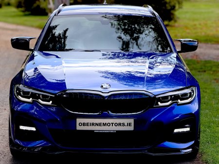 2022 BMW 3-Series - photo 2