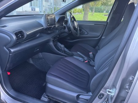 2020 Toyota Yaris - photo 13