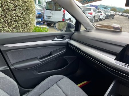 2023 Volkswagen Golf - photo 15