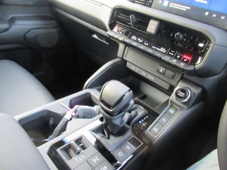2026 Toyota Land Cruiser - photo 4