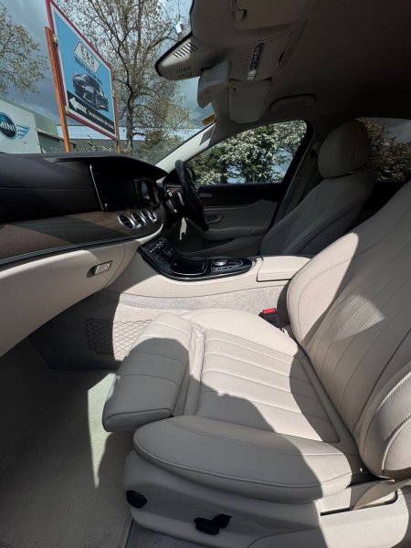2018 Mercedes-Benz E-Class - photo 18
