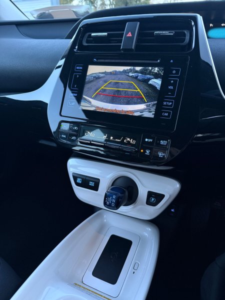 2017 Toyota Prius - photo 37