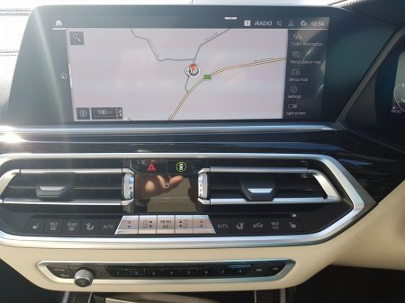 2020 BMW X7 - photo 8