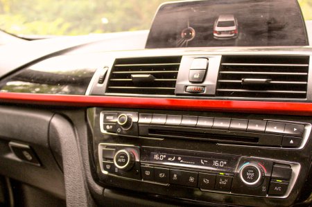 2016 BMW 3-Series - photo 15