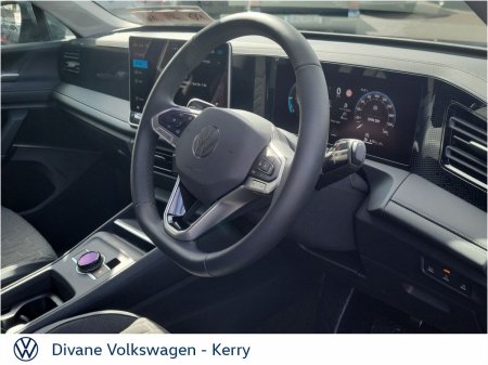 2027 Volkswagen Tiguan - photo 2