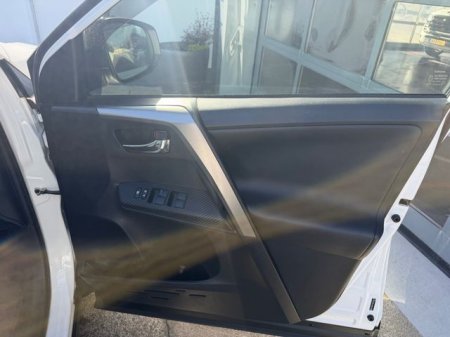 2014 Toyota RAV4 - photo 15