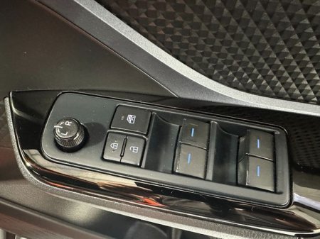 2021 Toyota C-HR - photo 23