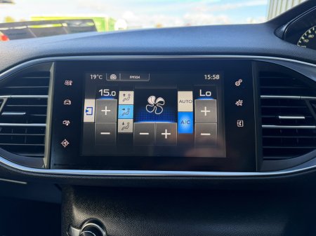 2014 Peugeot 308 - photo 21