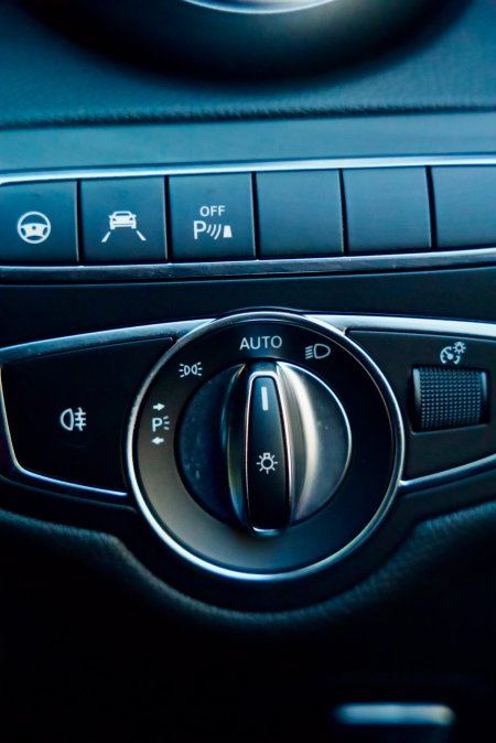 2018 Mercedes-Benz C-Class - photo 18
