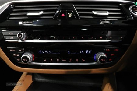 2023 BMW 5-Series - photo 44