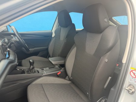 2023 Skoda Octavia - photo 7