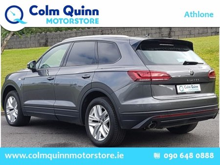 2023 Volkswagen Touareg - photo 3