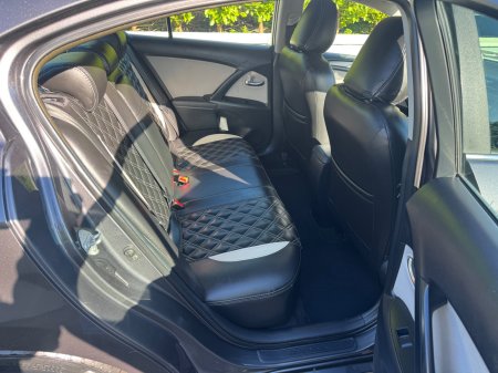 2015 Toyota Avensis - photo 10
