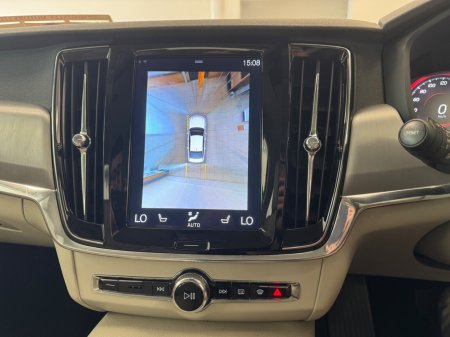 2020 Volvo S90 - photo 6