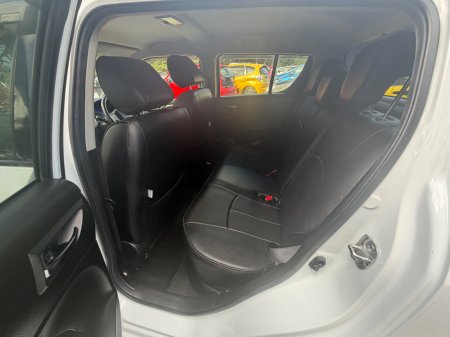 2015 Suzuki Swift - photo 16
