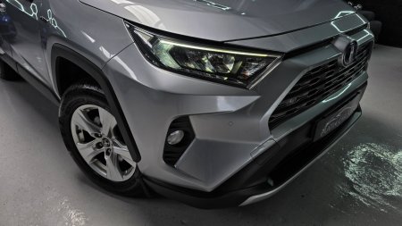 2019 Toyota RAV4 - photo 5