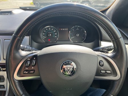 2015 Jaguar XF - photo 36