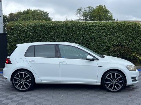 2017 Volkswagen Golf - photo 2