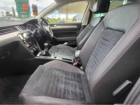 2018 Volkswagen Passat - photo 17