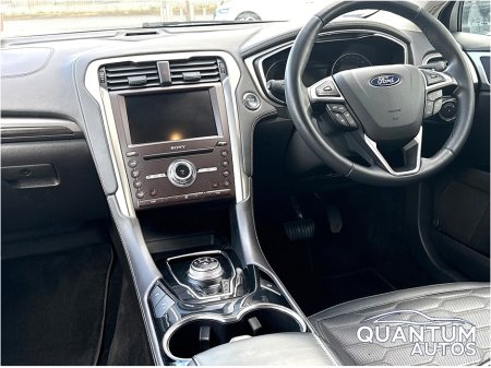 2020 Ford Mondeo - photo 15