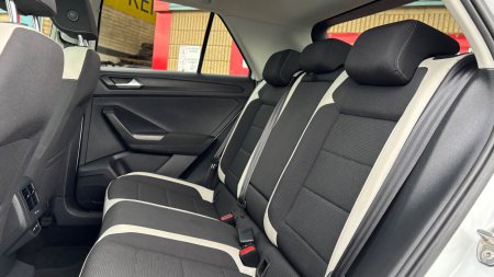 2021 Volkswagen T-Roc - photo 14