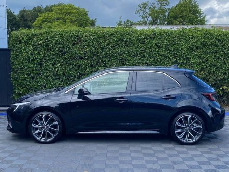 2025 Toyota Corolla - photo 3