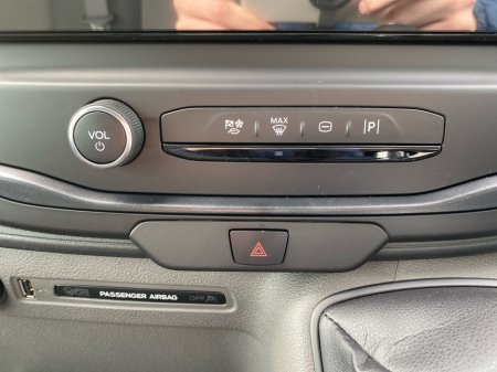 2026 Ford Transit - photo 18