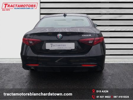 2019 Alfa Romeo Giulia - photo 13