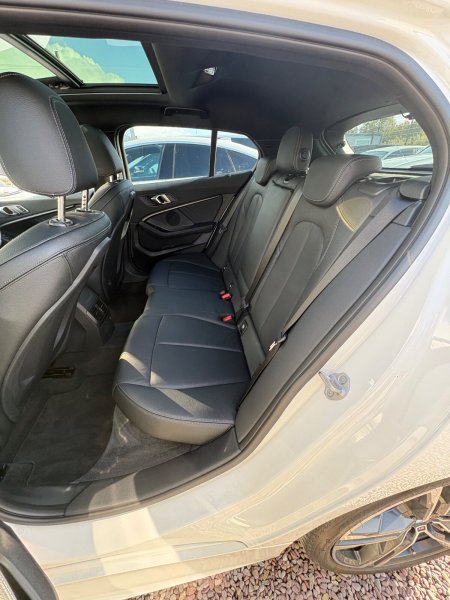 2022 BMW 1-Series - photo 21