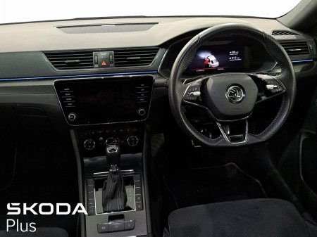 2023 Skoda Superb - photo 2