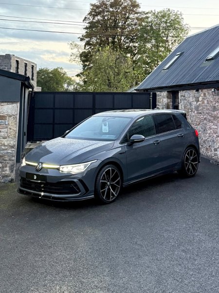 2023 Volkswagen Golf - photo 3