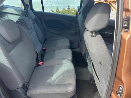 2014 Ford Grand C-Max - photo 14