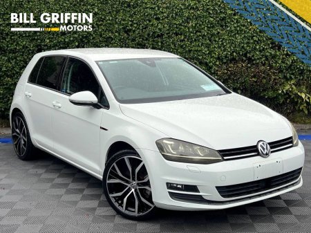 2017 Volkswagen Golf COMFORTLINE R-LINE PACK 1.2 TSI AUTO // APPLE CARPLAY/ANDROID AUTO // NEW 19" ALLOYS // REVERSE CAME