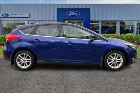 2016 Ford Focus - photo 3