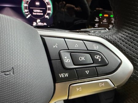 2025 Volkswagen Golf - photo 33