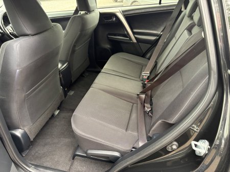 2016 Toyota RAV4 - photo 11