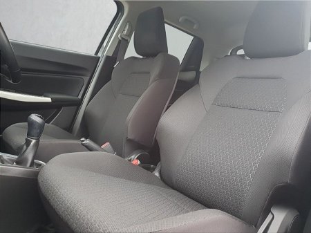 2020 Suzuki Swift - photo 16