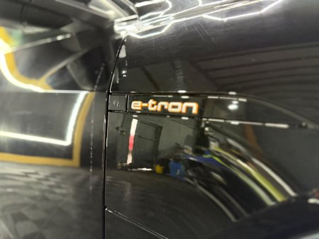 2020 Audi e-tron - photo 8