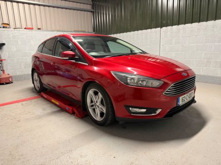 2016 Ford Focus - photo 2