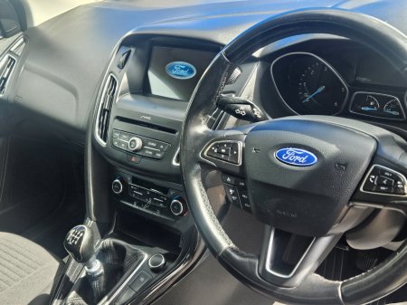 2017 Ford Focus - photo 7