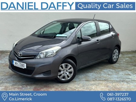 2014 Toyota Yaris - photo 2